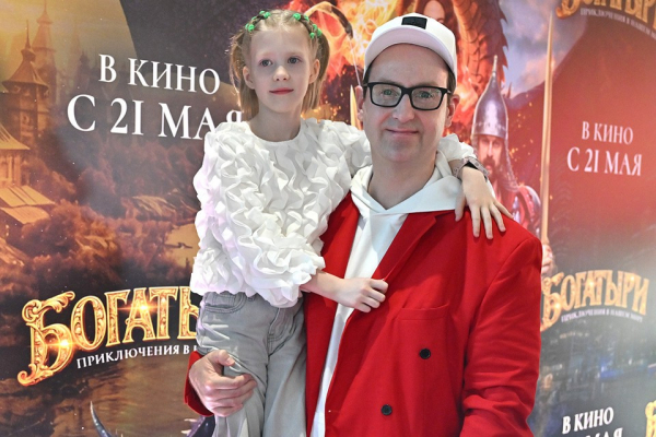 &laquo;Мы с дочкой не смогли угадать Железного человека&raquo;: звезда &laquo;Кухни&raquo; Тарасов &mdash; о супергероях и русских сказках