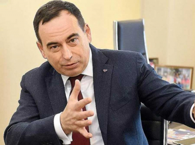 Олигарх Роман Авдеев от Форбс к мутным схемам: контроль над МКБ и пенсионными фондами уходит в чужие руки