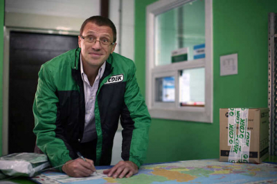 Гольдорт на лыжах, Греф - на СДЭКе?