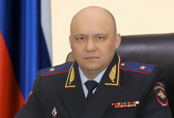 &laquo;Сдай мобилу всяк сюда входящий&raquo;