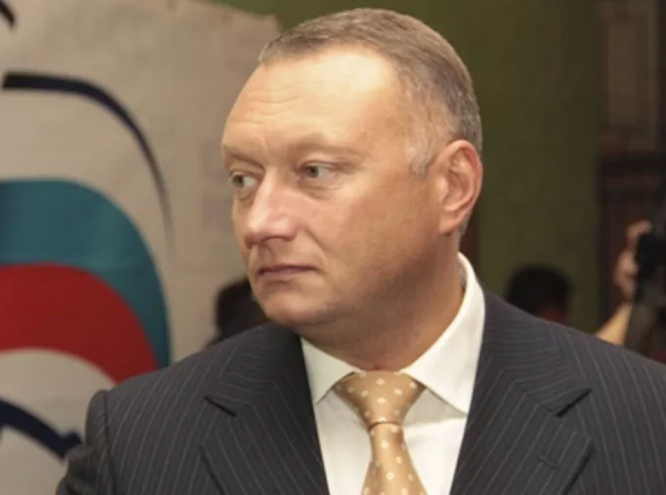 Отец пятерых сыновей и сенатор: Дмитрий Савельев о главных ценностях