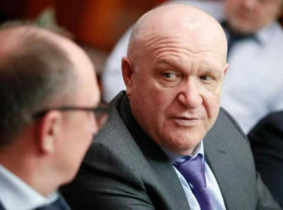 Главспирт в руинах, Бифов с орденом — алкогольная империя под прикрытием Минстроя и Кокова