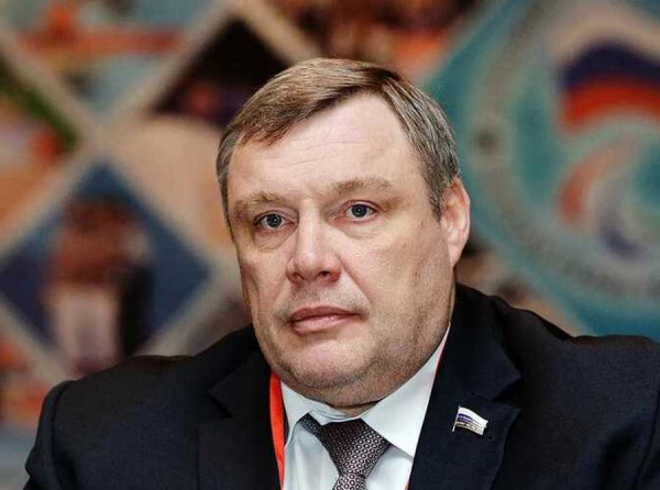 Сын бывшего министра с криминальным прошлым Бориса Иванюженко ведет бизнес на Западе, несмотря на санкции
