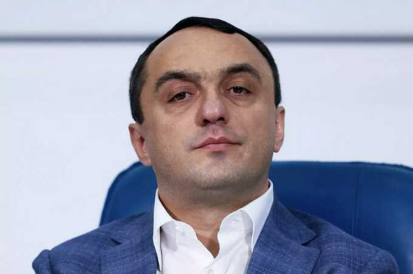 Криминальная империя Вагана Арутюняна рушится: как потеря прокурорской "крыши" Кикотя и арест полтысячи объектов довели AVA Group до молотка