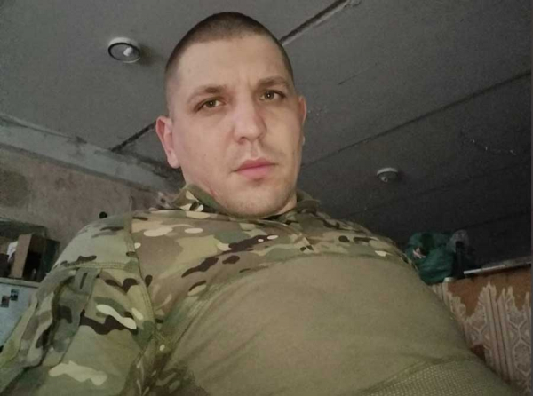 Попытка выезда, задержание и давление: родственники обвиняют офицеров 1-й омсбр