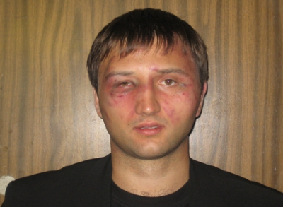 Охранять или бить?