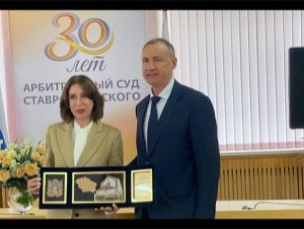 У судебной коррупции женское лицо: как юбка стала символом взяточничества