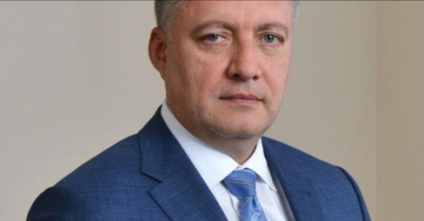 Позор братска: структуры Олега Дерипаски остановили московские рейсы, а Игорь Кобзев проглотил обиду