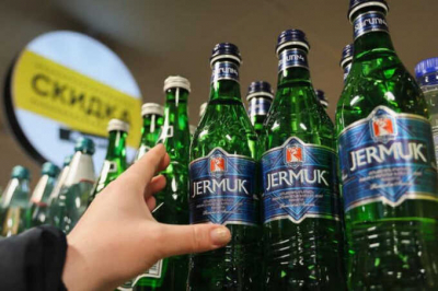 &laquo;Джермук&raquo; травит россиян: Роспотребнадзор остановил продажи всей минералки из-за опасных солей в составе