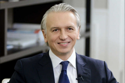 Откатная ОПГ: почему Сергей Кожевников и Дмитрий Потапов используют &laquo;Газпромнефть&raquo; и &laquo;Кронштадт&raquo; для грабежа
