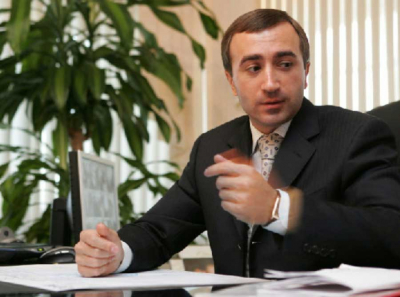 БСС, Инициатива и АМТ: как Захарбеков обогащается на миллиардах госконтрактов