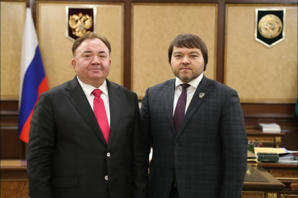 Какие ещё предприятия Алтайского края заинтересовали членов могущественной семьи местного политика Рыжака?