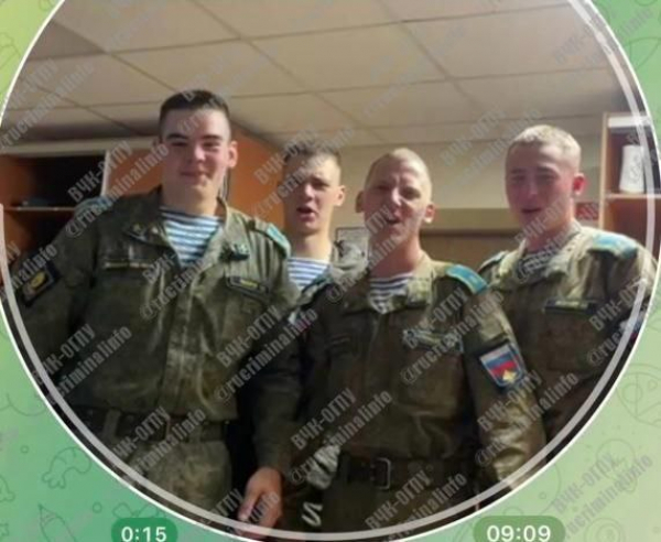 Курсанты испортили парашют своему командиру