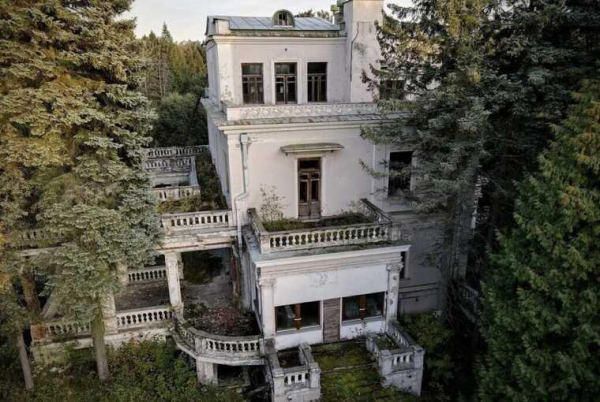 Семья Ткачева поселится в бункере Сталина